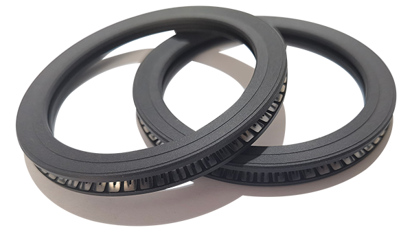 مانع التسرب السطحي الحلقي